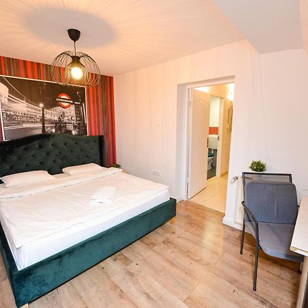 The Lincoln Suites - Central Shabbat Friendly Apartments Bükreş Dış mekan fotoğraf