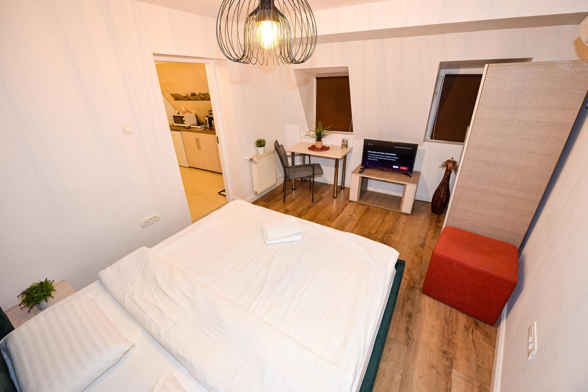 The Lincoln Suites - Central Shabbat Friendly Apartments Bükreş Dış mekan fotoğraf