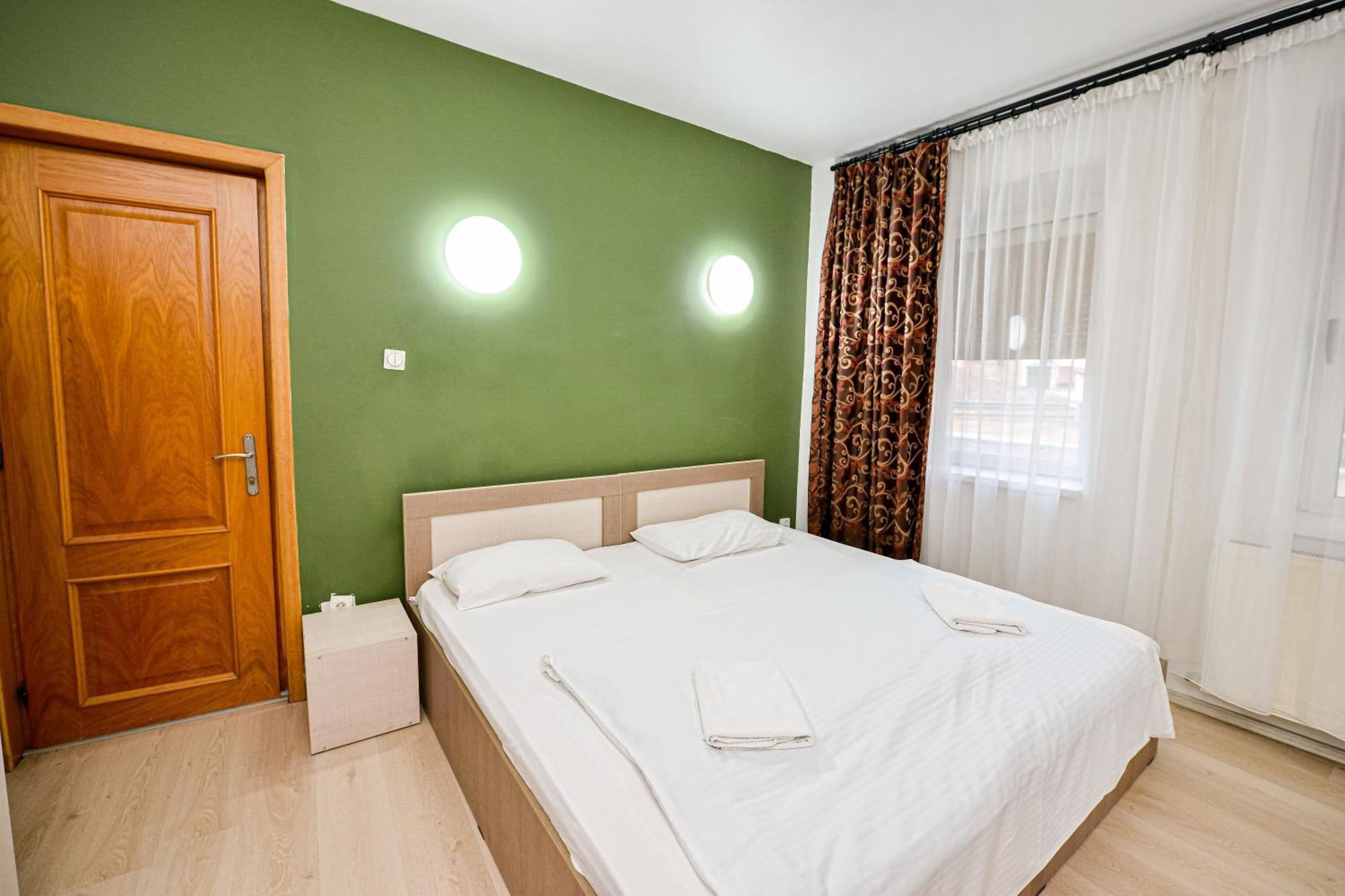 The Lincoln Suites - Central Shabbat Friendly Apartments Bükreş Dış mekan fotoğraf