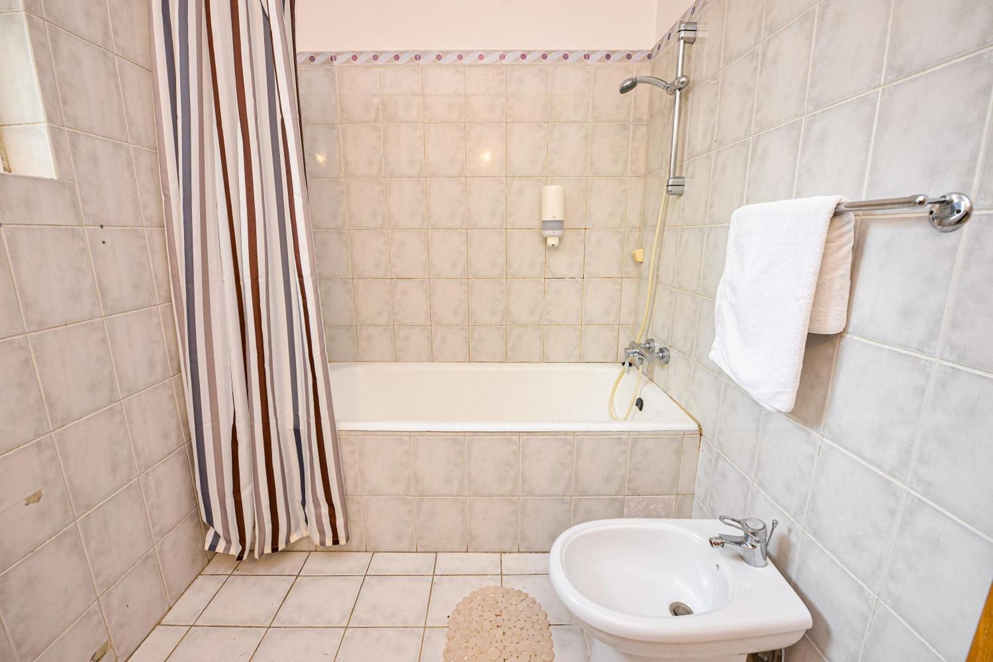 The Lincoln Suites - Central Shabbat Friendly Apartments Bükreş Dış mekan fotoğraf